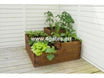 Vegetable bed with four sections